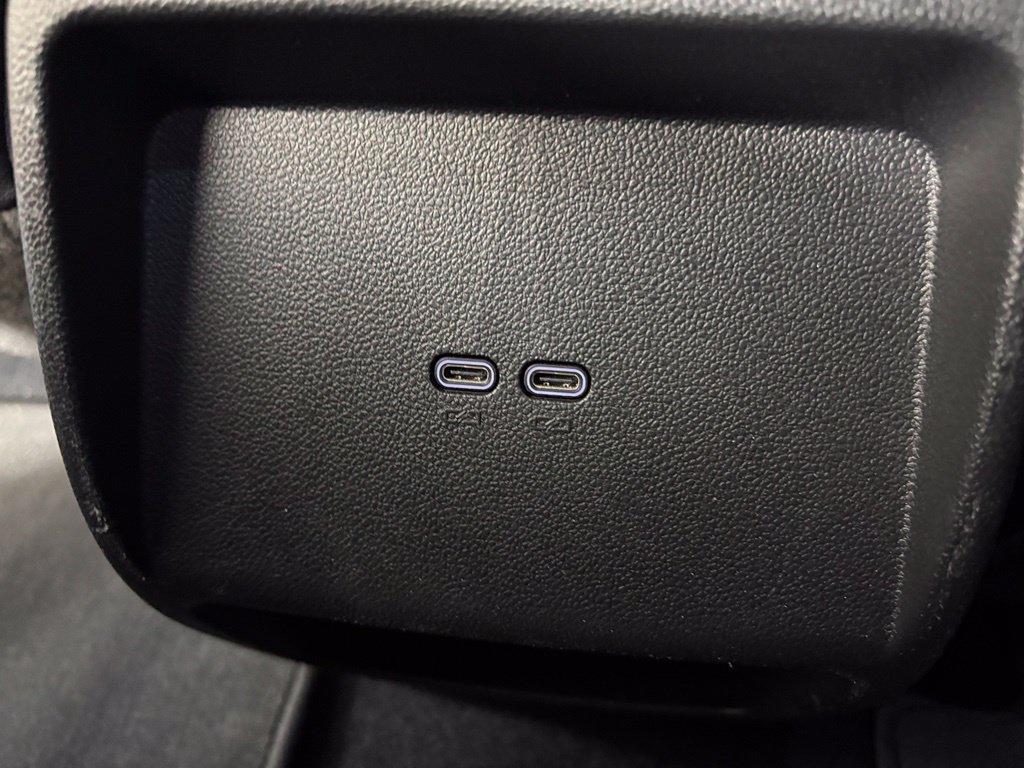 Used 2024 Chevrolet Equinox EV LT AWD/4WD image 37