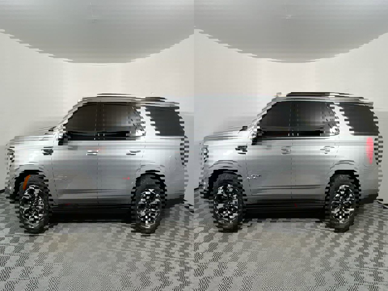 Used 2025 GMC Yukon AT4 Ultimate image 6