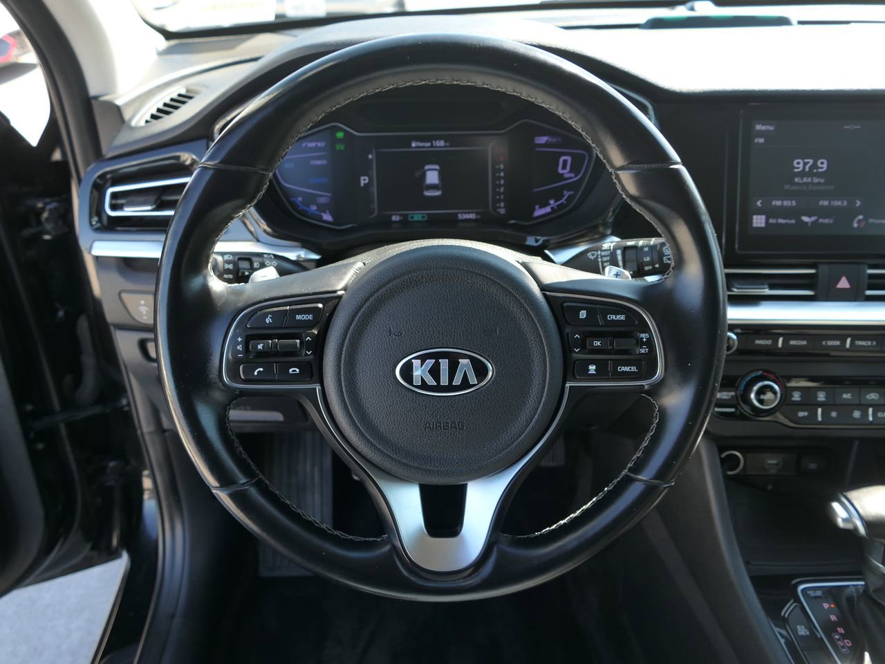 Used 2020 Kia Niro EX image 18