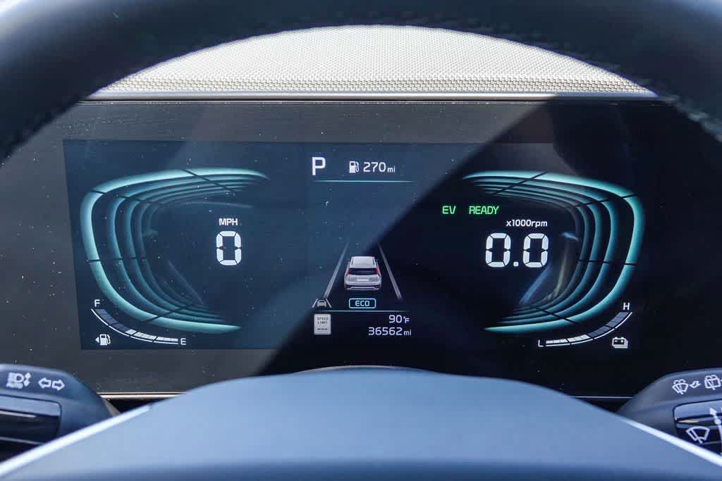 Certified 2024 Kia Niro EX FWD image 23
