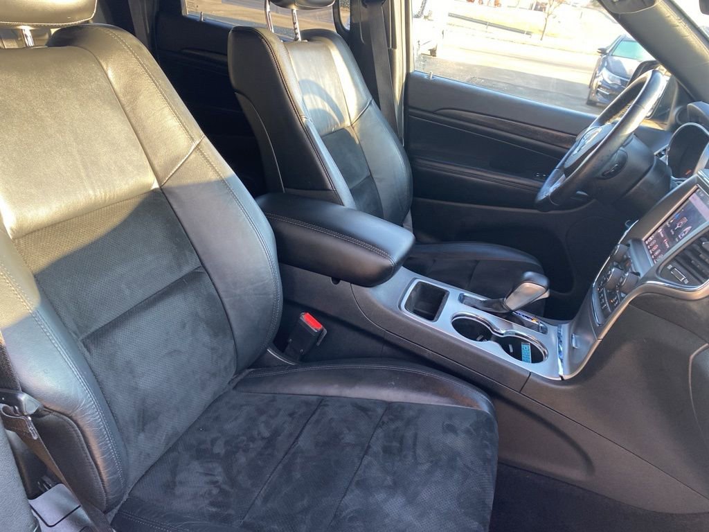 Certified 2018 Jeep Grand Cherokee Altitude image 9