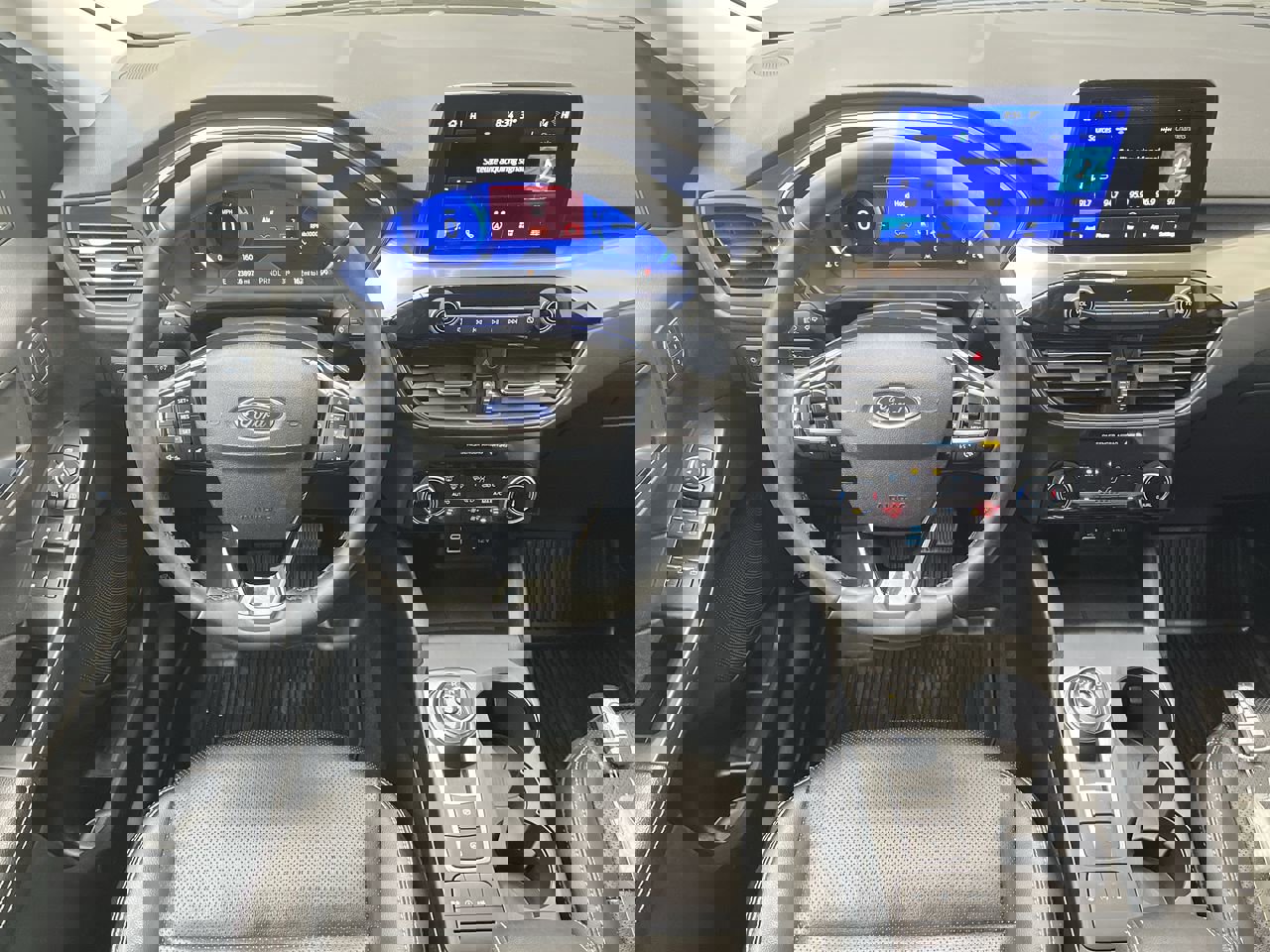 Certified 2022 Ford Escape Titanium w/ Class II Trailer Tow Package image 15