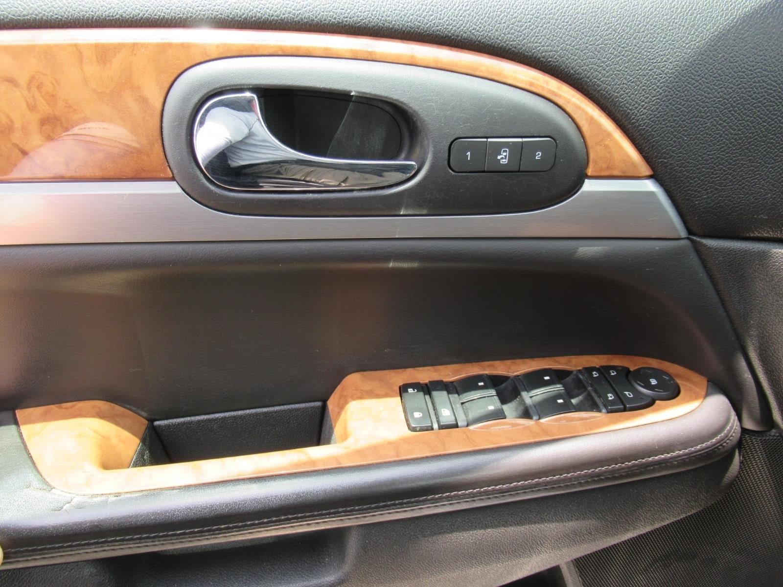 Used 2012 Buick Enclave Premium FWD image 23