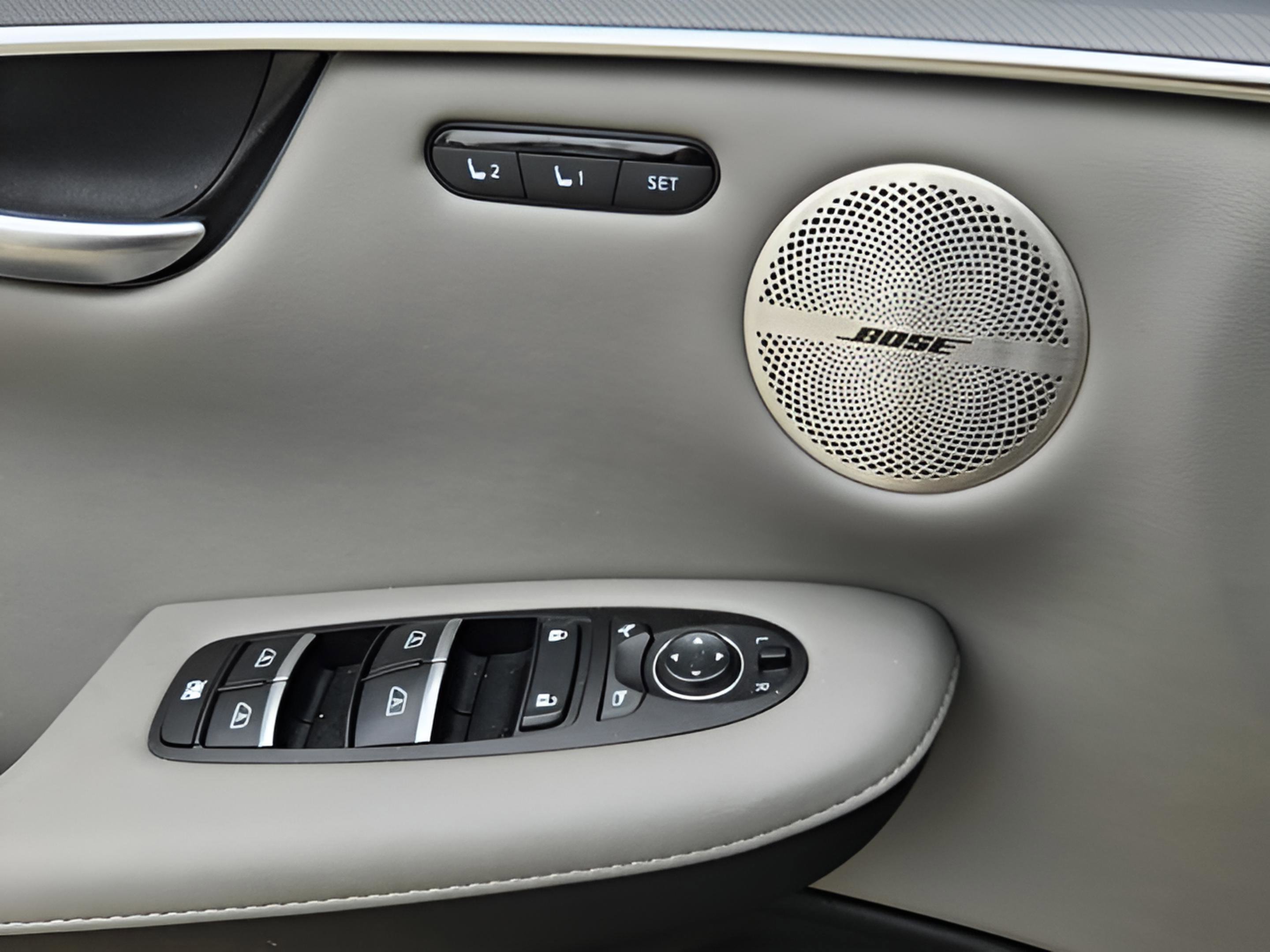 Certified 2025 INFINITI QX50 Luxe image 29