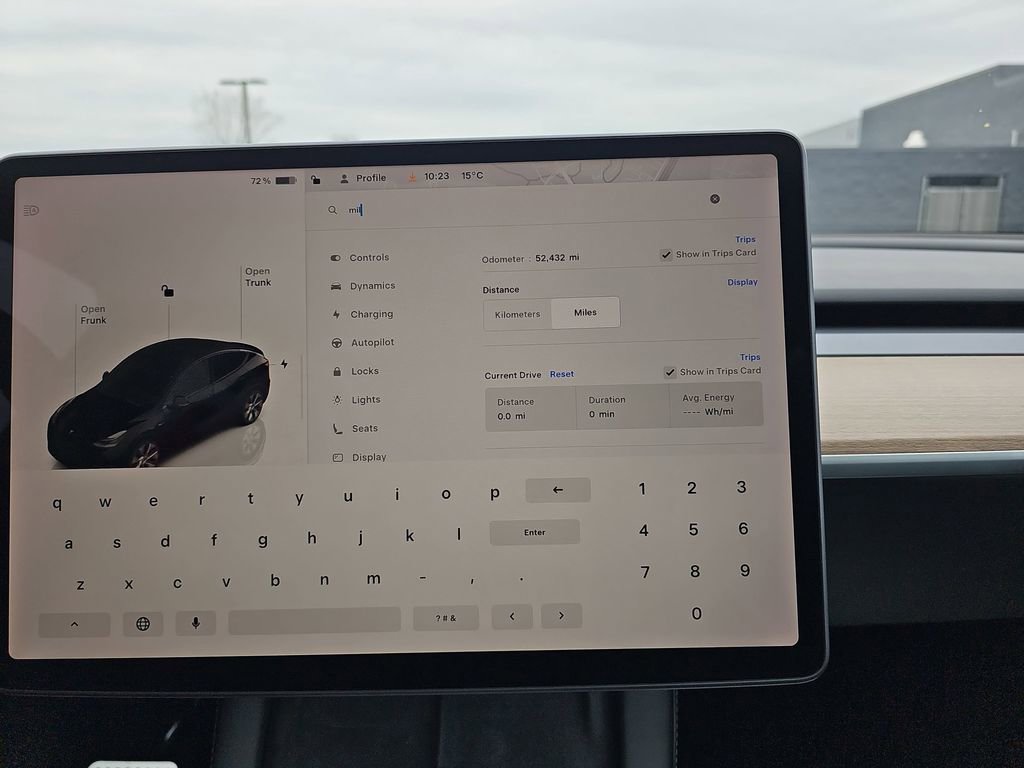 Used 2023 Tesla Model Y Long Range AWD/4WD image 24