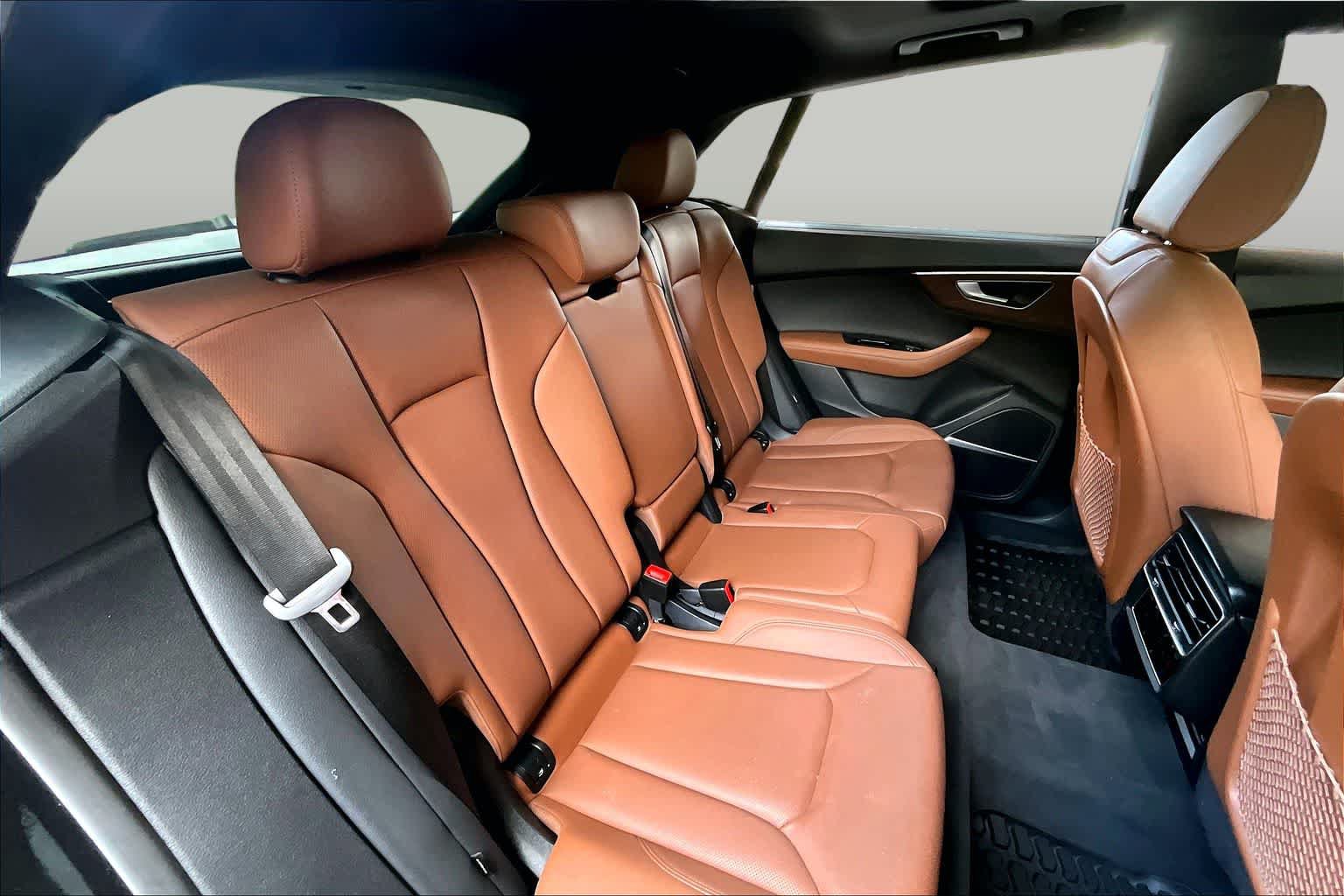 Used 2024 Audi Q8 Premium Plus w/ Premium Plus Package AWD/4WD image 21