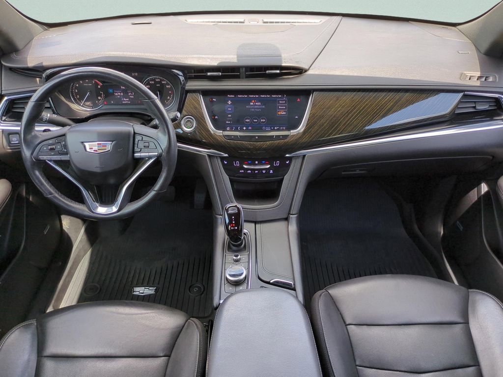 Used 2021 Cadillac XT6 Premium Luxury w/ LPO, Floor Liner Package image 14