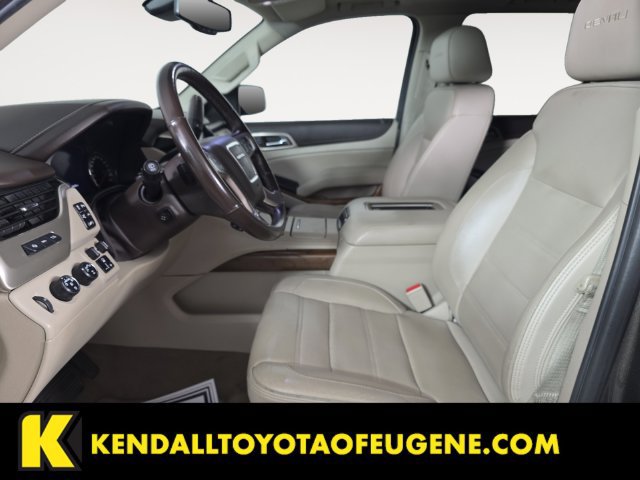 Used 2020 GMC Yukon XL Denali w/ Denali Ultimate Package AWD/4WD image 11