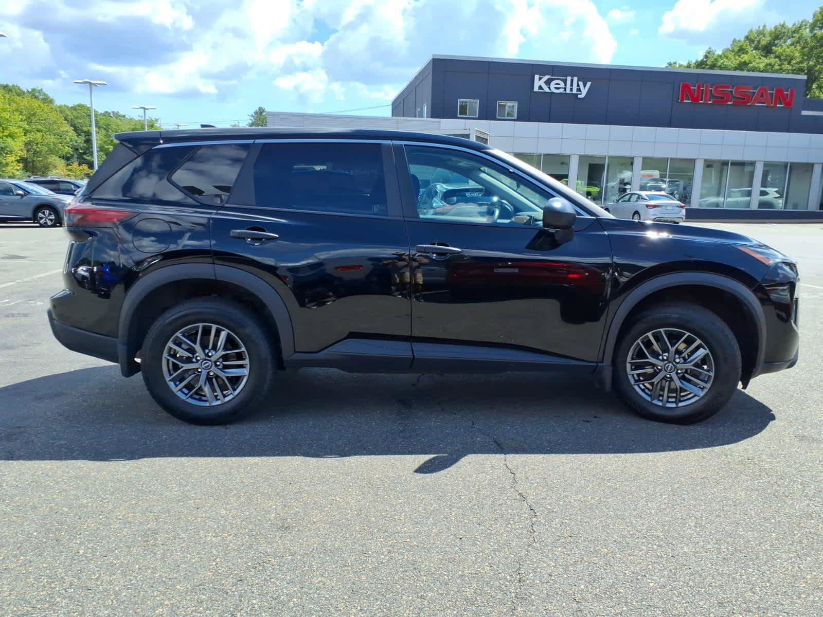 Certified 2024 Nissan Rogue S AWD/4WD image 4