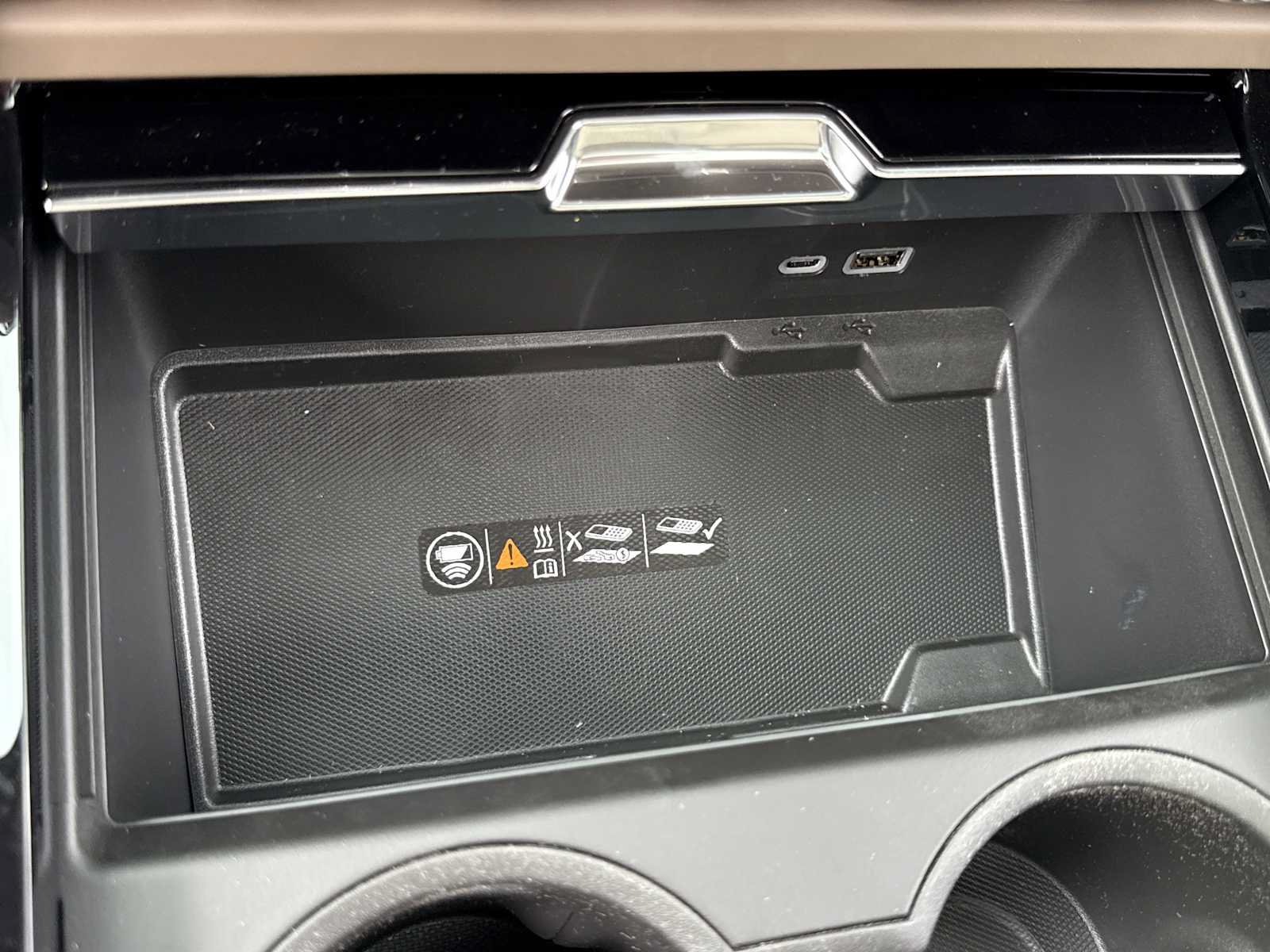 New 2026 GMC Yukon Denali w/ Sun & Power Step Package RWD image 11