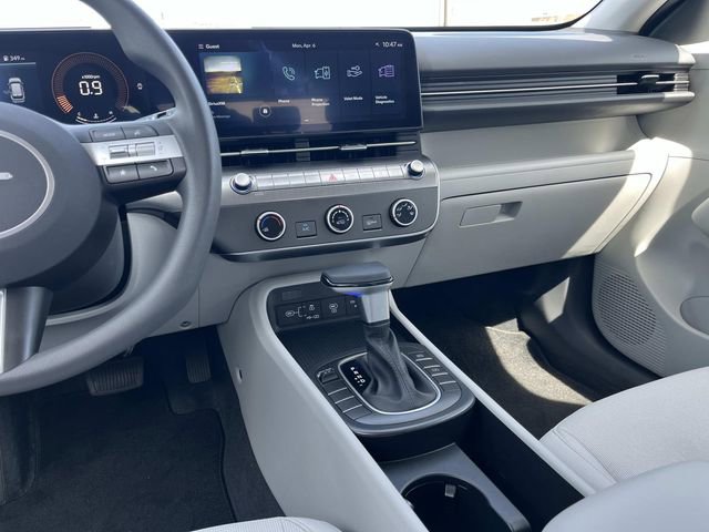 Certified 2025 Hyundai Kona SE image 14