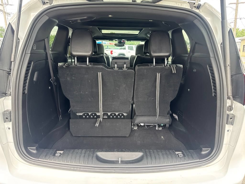 Used 2025 Chrysler Pacifica Limited FWD image 17