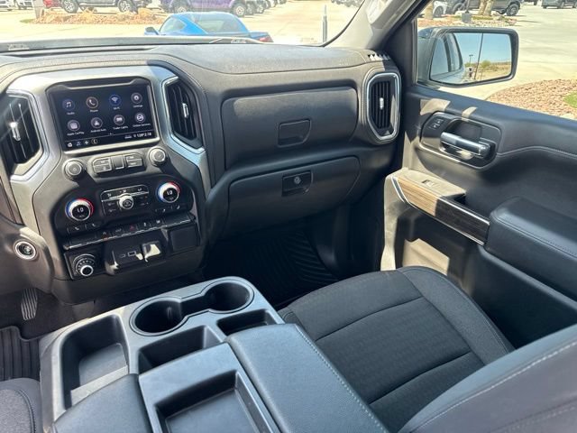 Used 2021 Chevrolet Silverado 1500 RST w/ Bed Protection Package AWD/4WD image 16