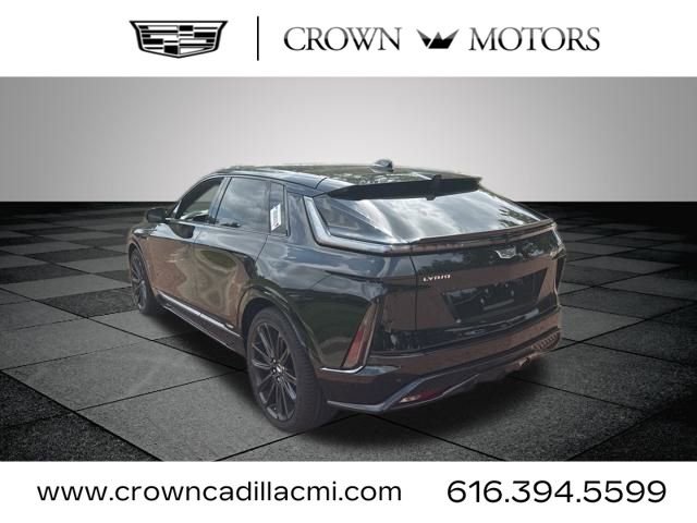 New 2026 Cadillac Lyriq V w/ LPO, Floor Liner Package AWD/4WD image 10