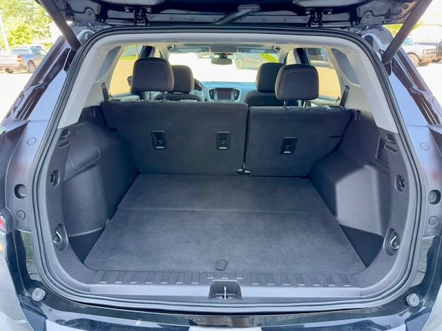 Used 2021 GMC Terrain SLE w/ Driver Convenience Package FWD image 6