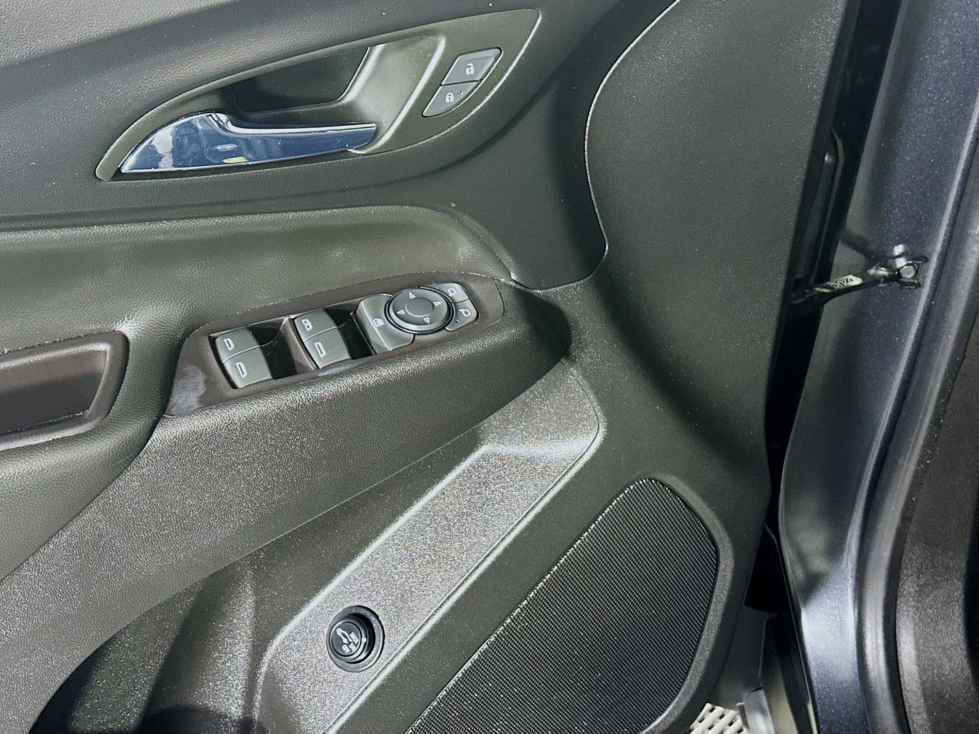 Used 2022 Chevrolet Equinox LT image 14