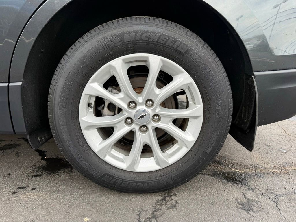 Used 2018 Chevrolet Equinox LT w/ Sun & Infotainment Package FWD image 28