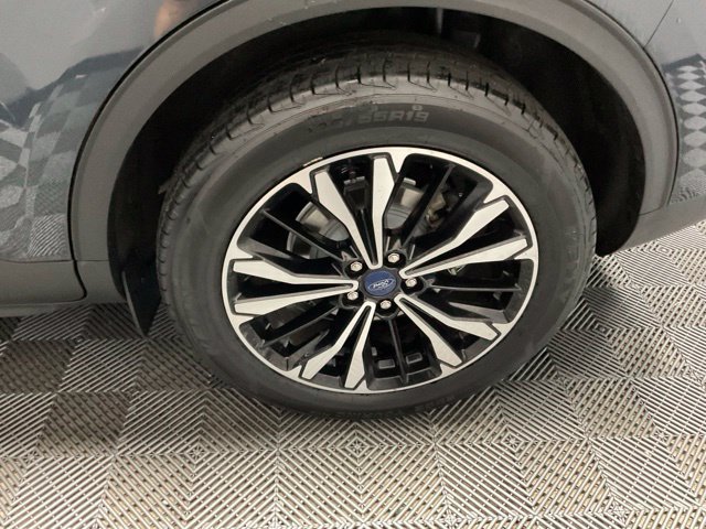 Used 2022 Ford Escape SE w/ SE Sport Appearance Package AWD/4WD image 42