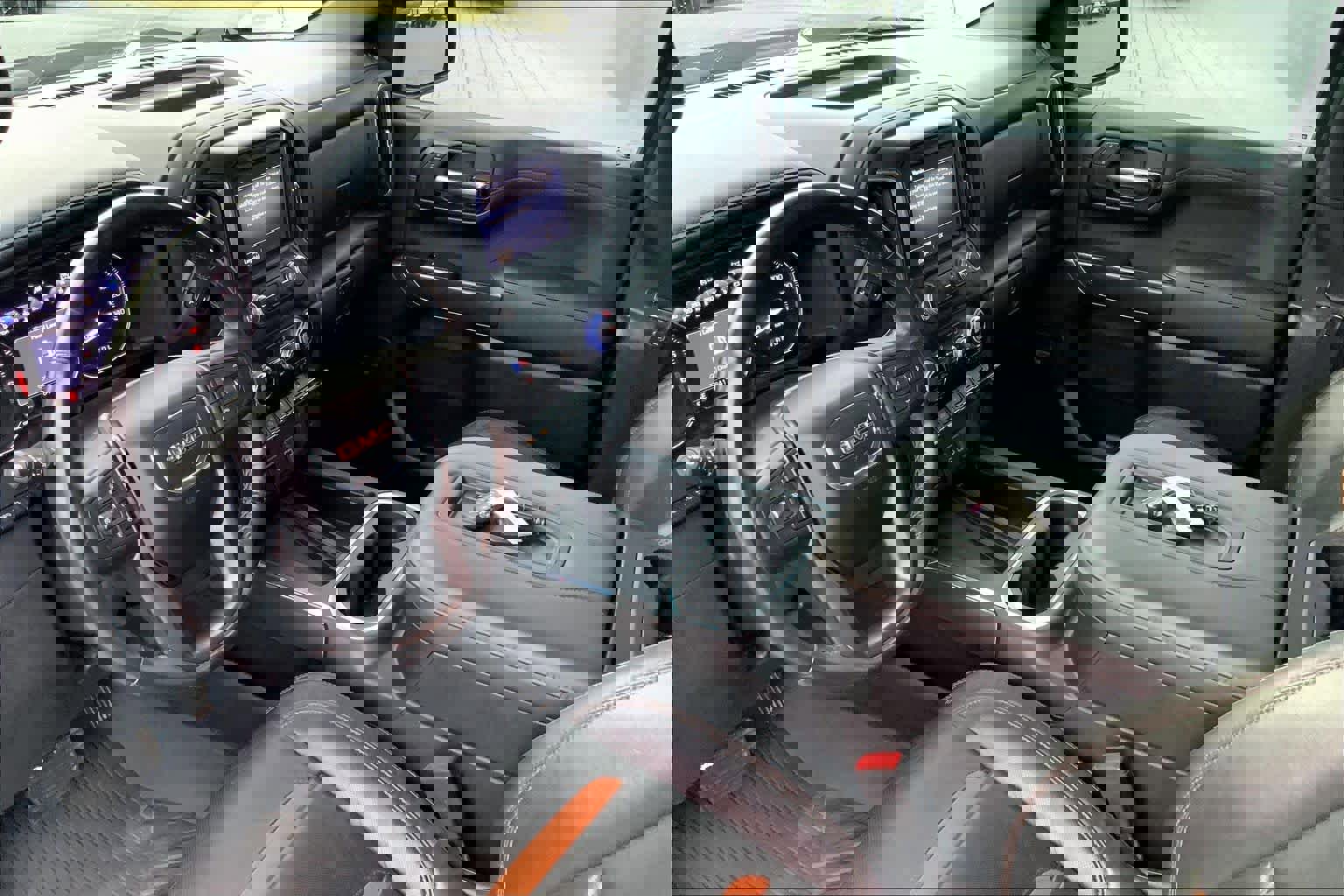 Used 2020 GMC Sierra 1500 AT4 w/ AT4 Premium Package image 16