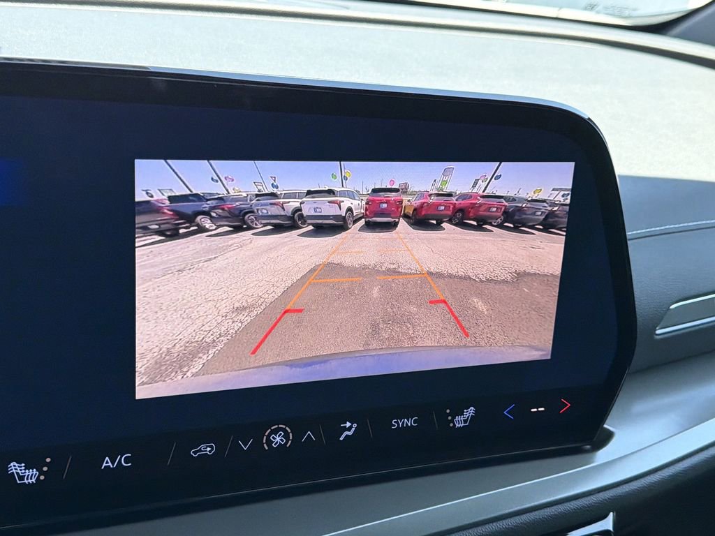 New 2026 Chevrolet Traverse LT FWD image 5