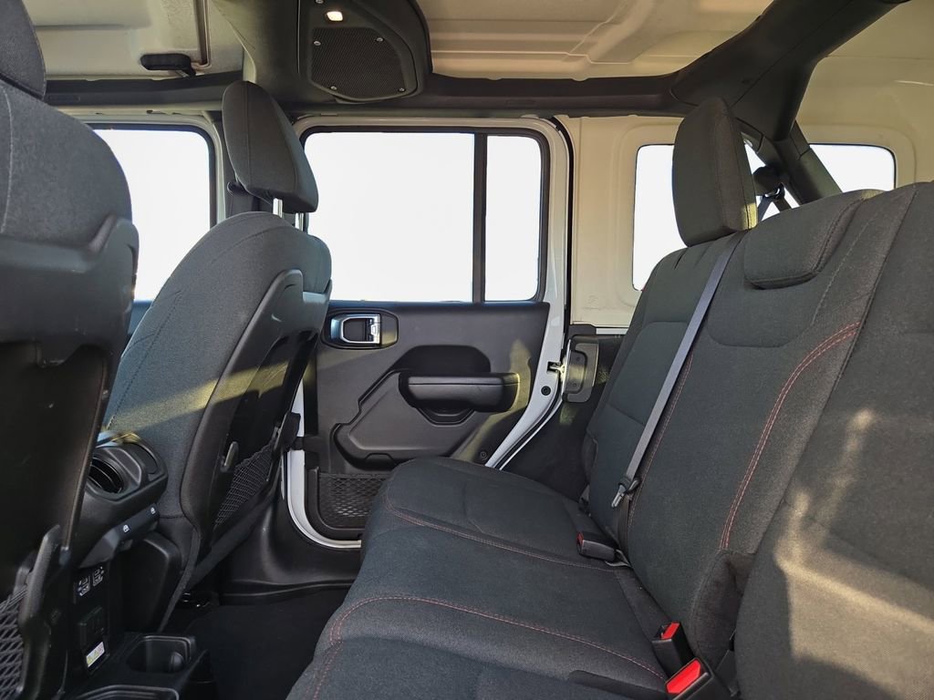 Used 2024 Jeep Wrangler Unlimited Rubicon image 24
