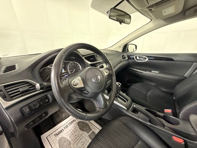 Used 2017 Nissan Sentra SV image 4