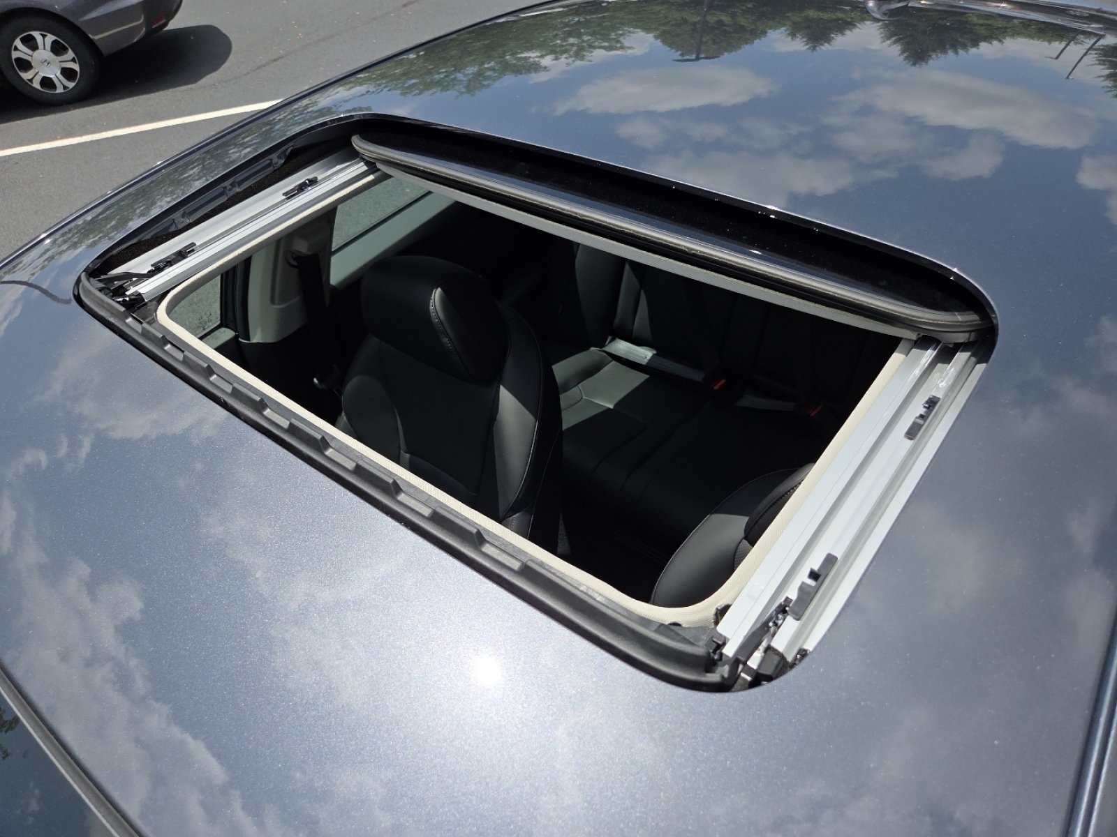 New 2026 Honda Accord Touring image 3