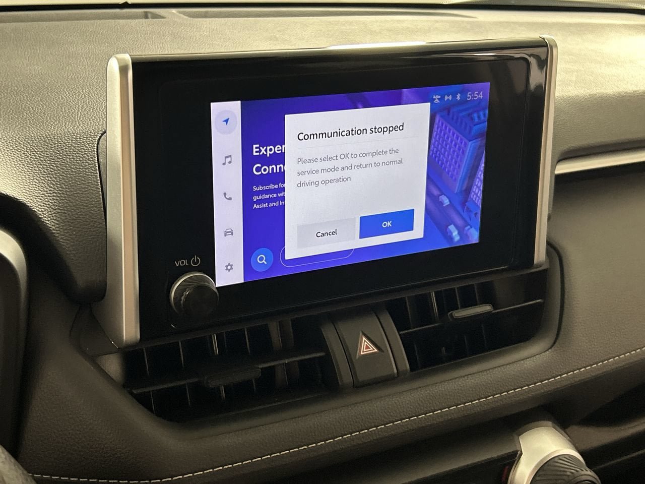 Used 2025 Toyota RAV4 LE FWD image 17