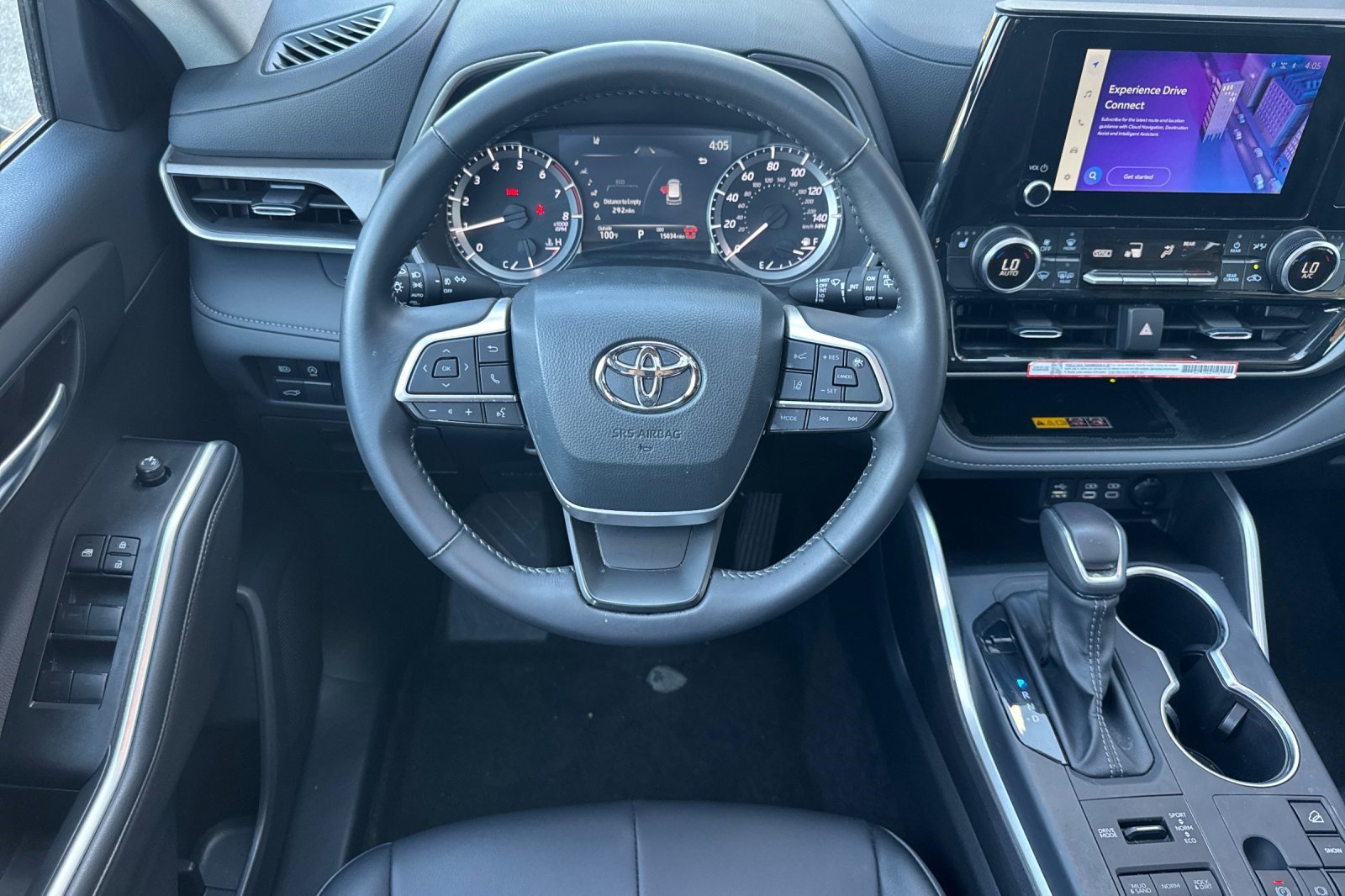 Used 2026 Toyota Highlander XLE AWD/4WD image 30