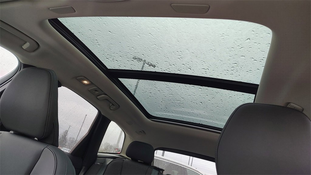 New 2026 Volvo XC60 T8 Plus w/ Protection Package Premier image 22