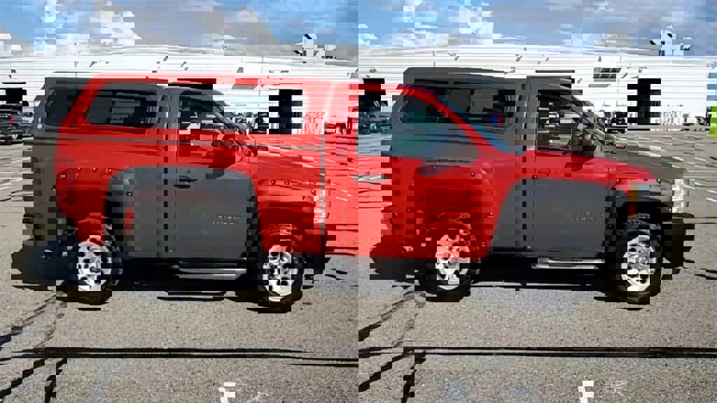 Certified 2013 Chevrolet Silverado 1500 W/T image 9