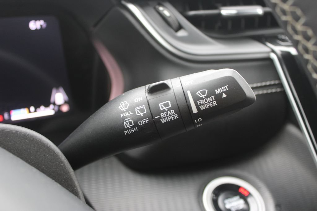 Used 2024 Jeep Grand Cherokee Altitude AWD/4WD image 38