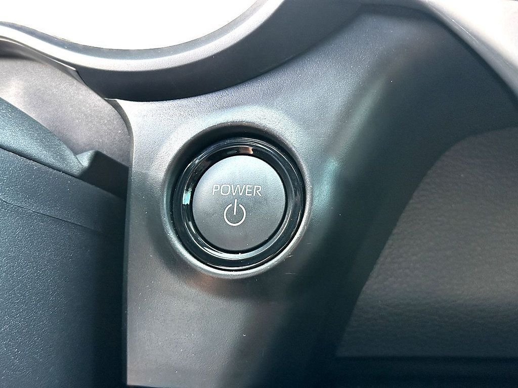 New 2026 Toyota Sienna XSE FWD image 13