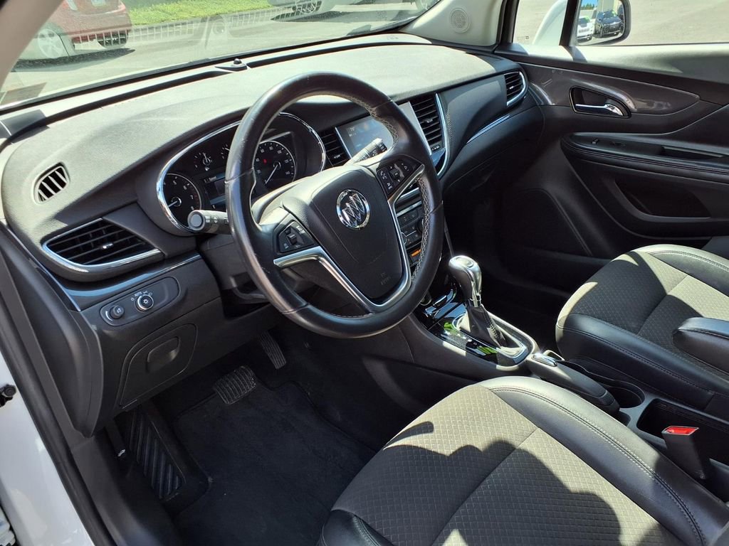 Used 2020 Buick Encore Preferred w/ Safety Package AWD/4WD image 12