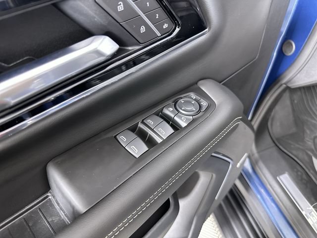 New 2026 GMC Yukon Elevation w/ Elevation Premium Package AWD/4WD image 25