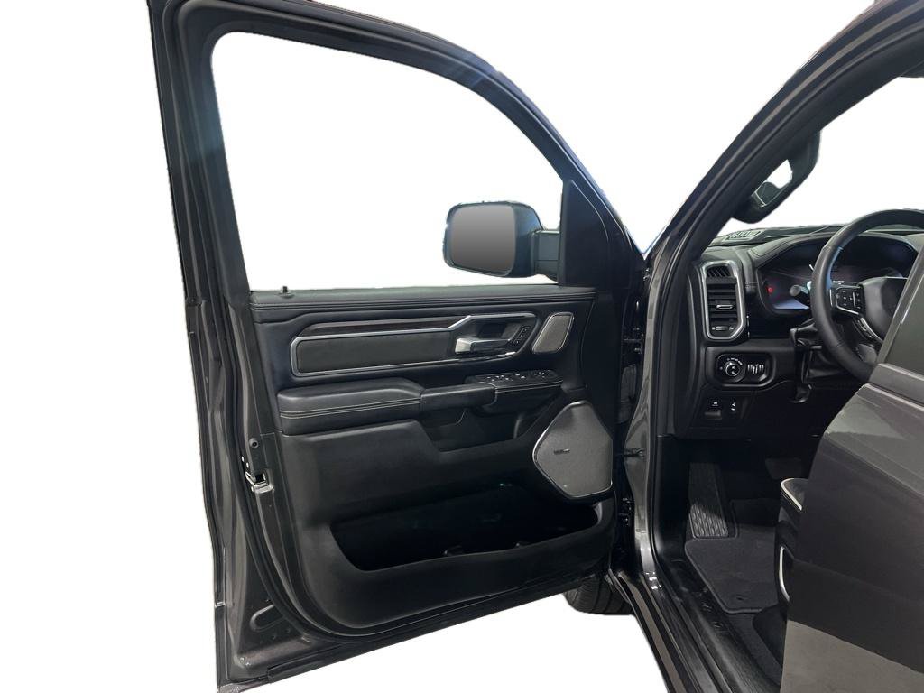 Used 2025 RAM 1500 Laramie w/ Night Edition AWD/4WD image 20