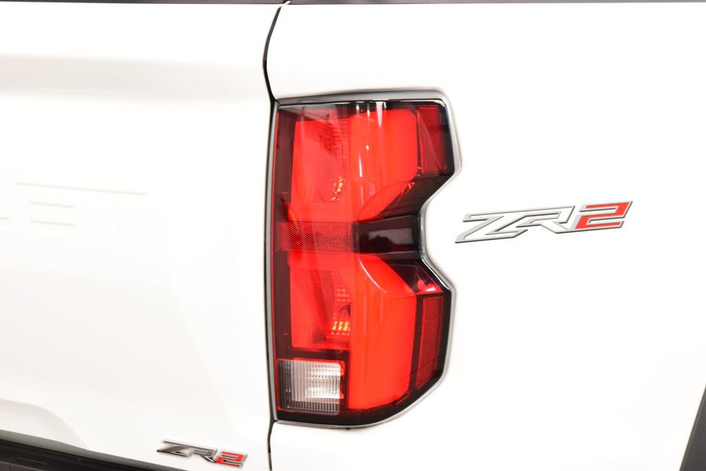 Used 2024 Chevrolet Colorado ZR2 w/ ZR2 Convenience Package III AWD/4WD image 22