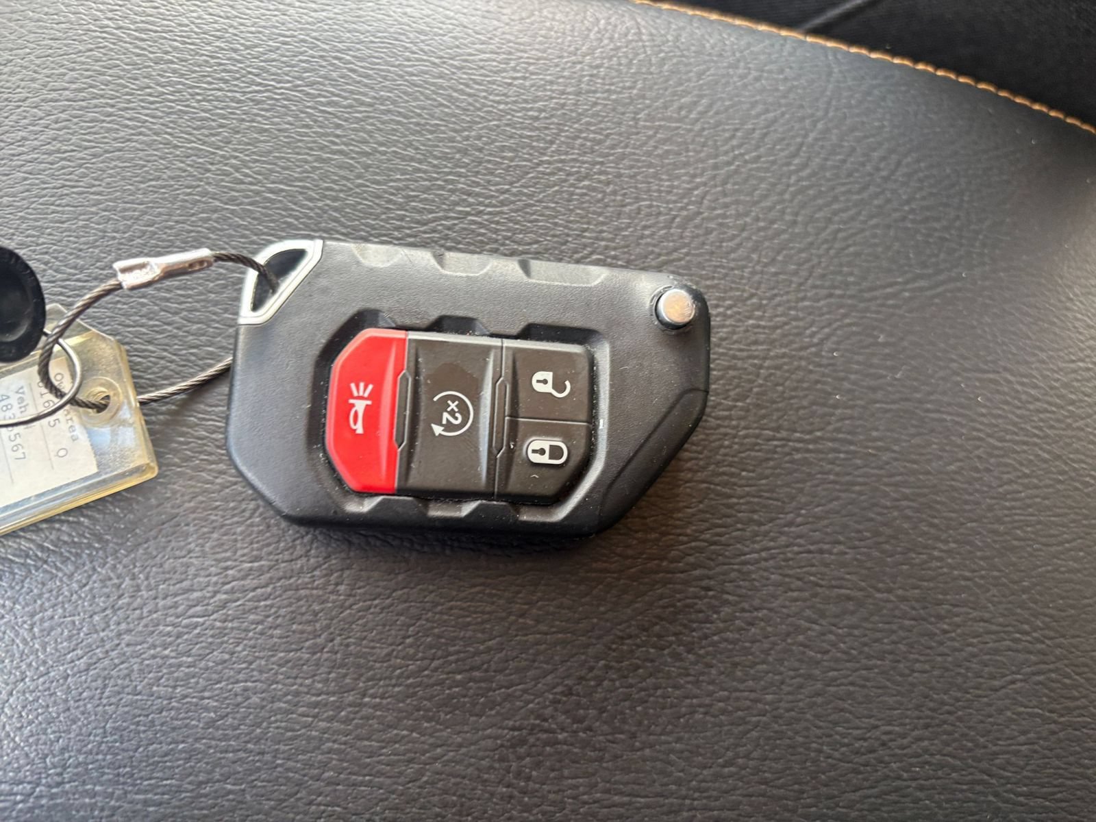 Used 2025 Jeep Wrangler Unlimited Sahara AWD/4WD image 20