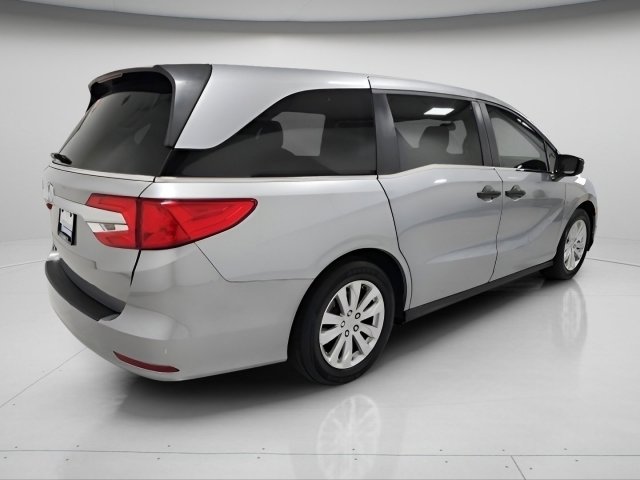 Used 2019 Honda Odyssey LX image 11