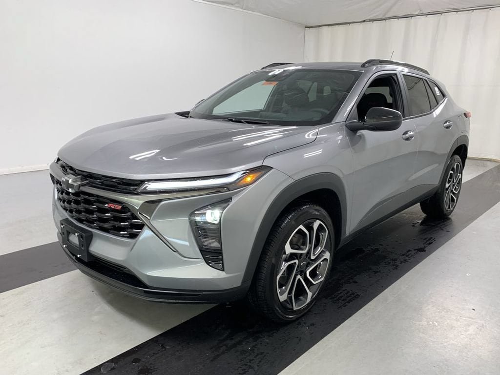 New 2026 Chevrolet Trax RS w/ Driver Confidence Package FWD image 4
