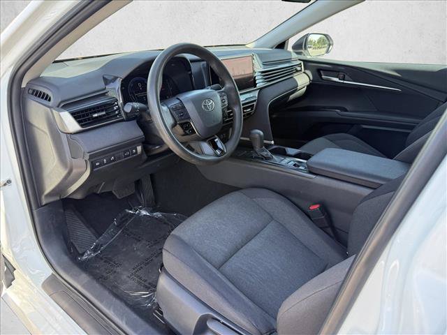 Used 2025 Toyota Camry LE FWD image 10
