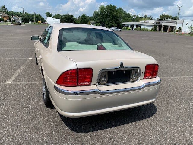 Used 2001 Lincoln LS RWD image 10