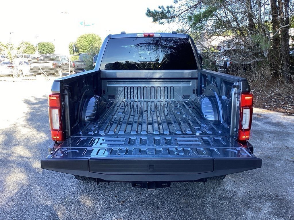Used 2022 Ford F250 Platinum w/ FX4 Off-Road Package image 9