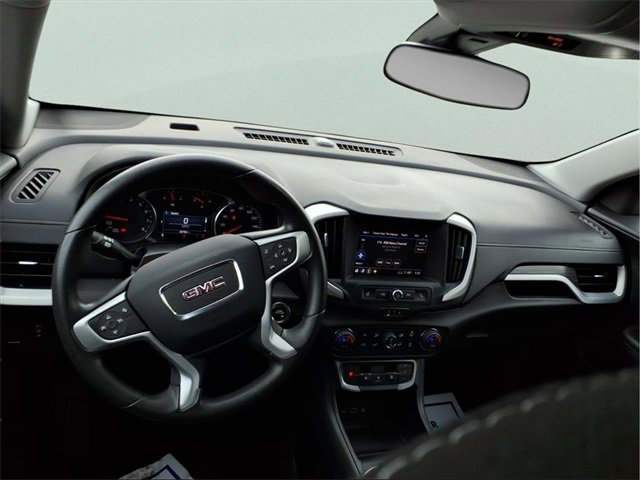 Used 2023 GMC Terrain SLE w/ Driver Convenience Package image 9