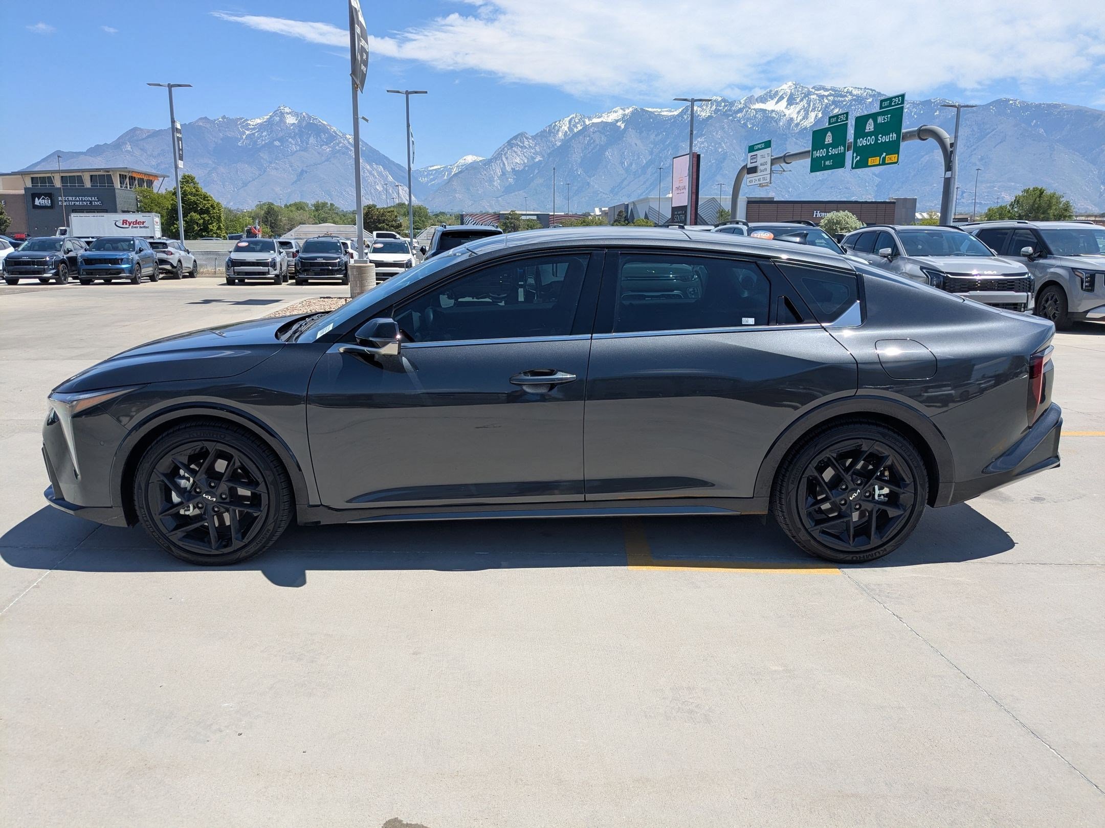 Used 2025 Kia K4 GT-Line Turbo FWD image 2