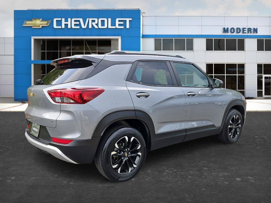 Used 2023 Chevrolet TrailBlazer LT FWD image 5
