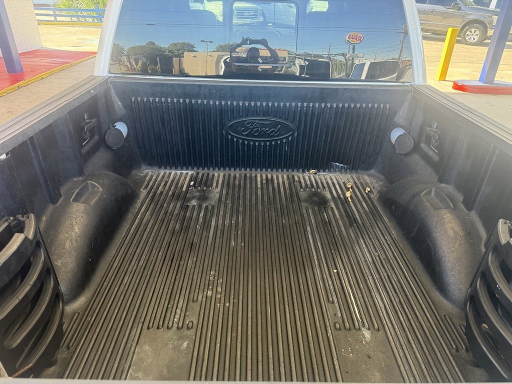 Used 2015 Ford F150 Platinum w/ Equipment Group 701A Luxury image 43