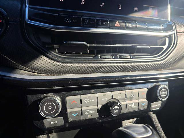 Used 2023 Jeep Compass Trailhawk image 29