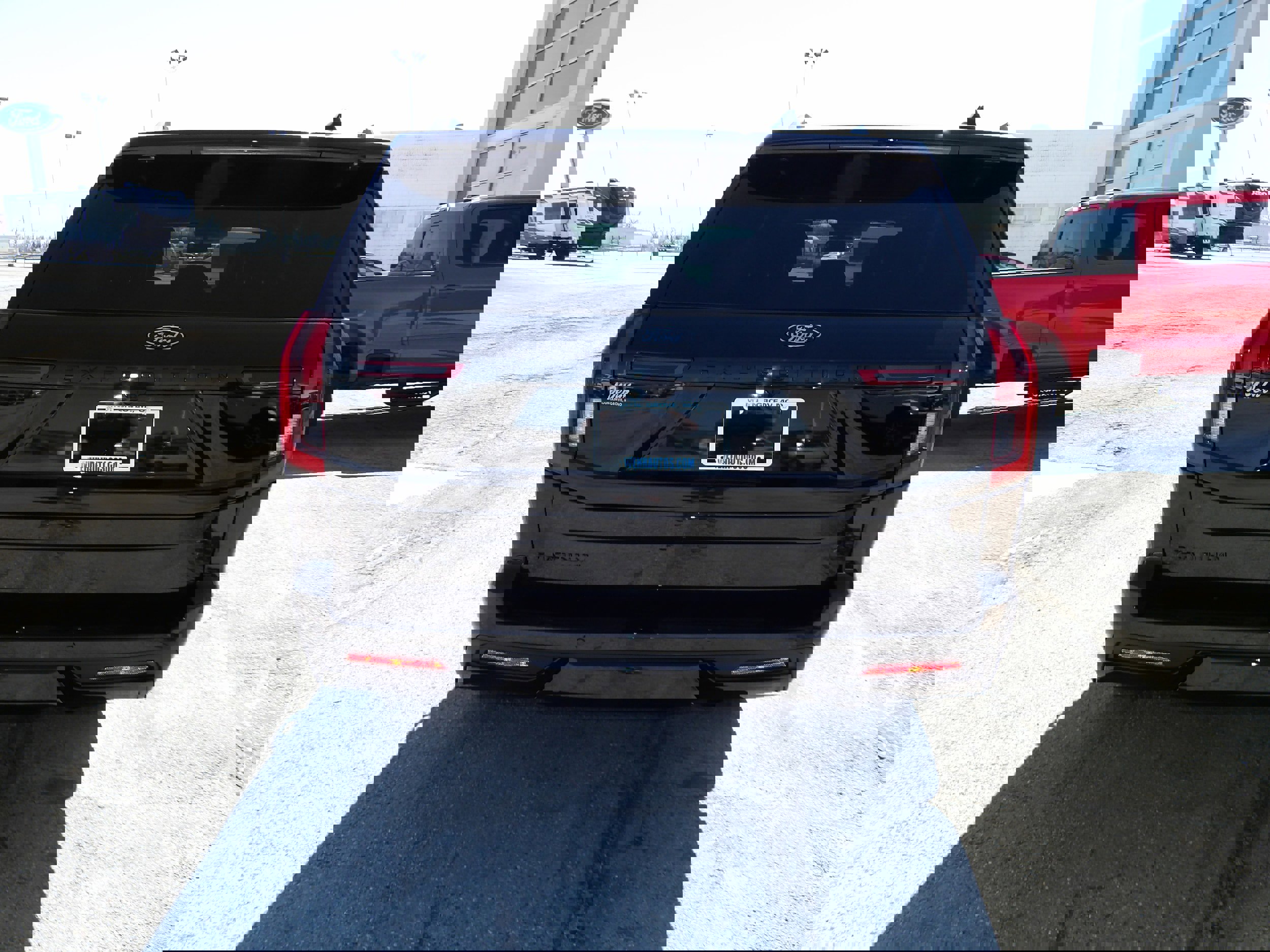 New 2026 Ford Expedition Platinum w/ Stealth Performance Package image 45