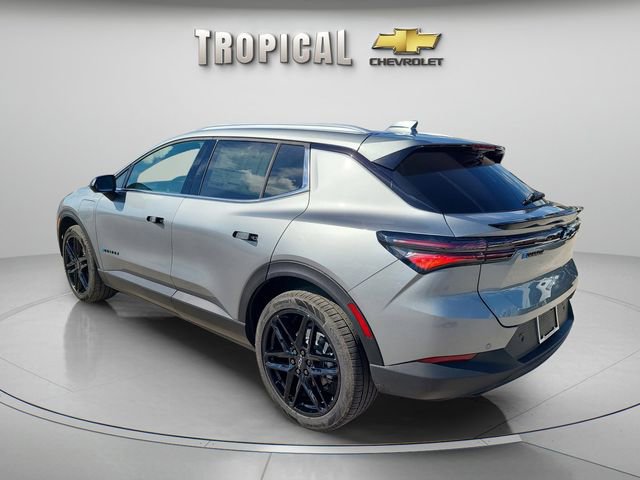 New 2026 Chevrolet Equinox EV LT image 3